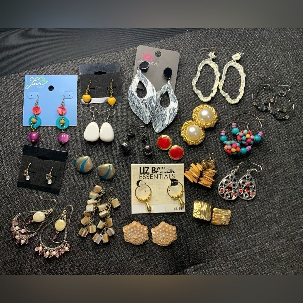 Earring Bundle 1 Costume Jewelry